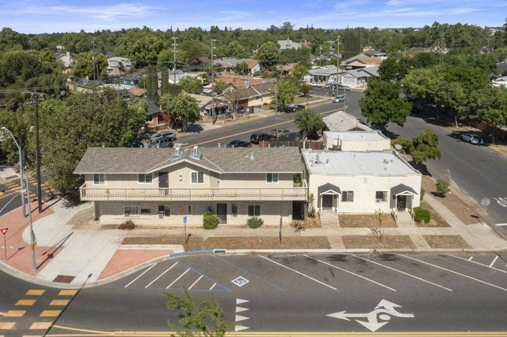 107 I Street, Modesto, CA 95351