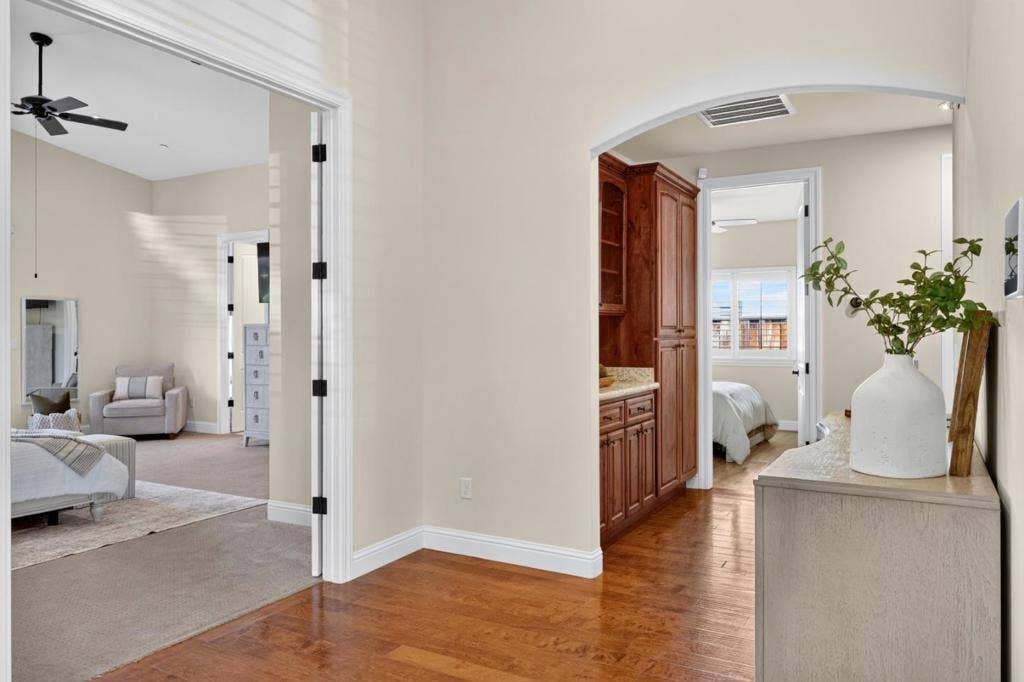20 Tyler Court, Hollister, CA 95023 20 Tyler Court, Hollister, CA 95023
