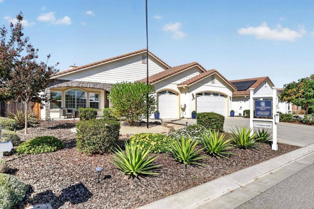 20 Tyler Court, Hollister, CA 95023 20 Tyler Court, Hollister, CA 95023