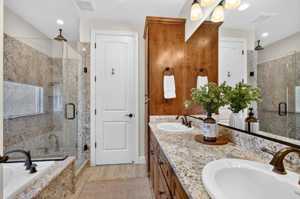 20 Tyler Court, Hollister, CA 95023 20 Tyler Court, Hollister, CA 95023