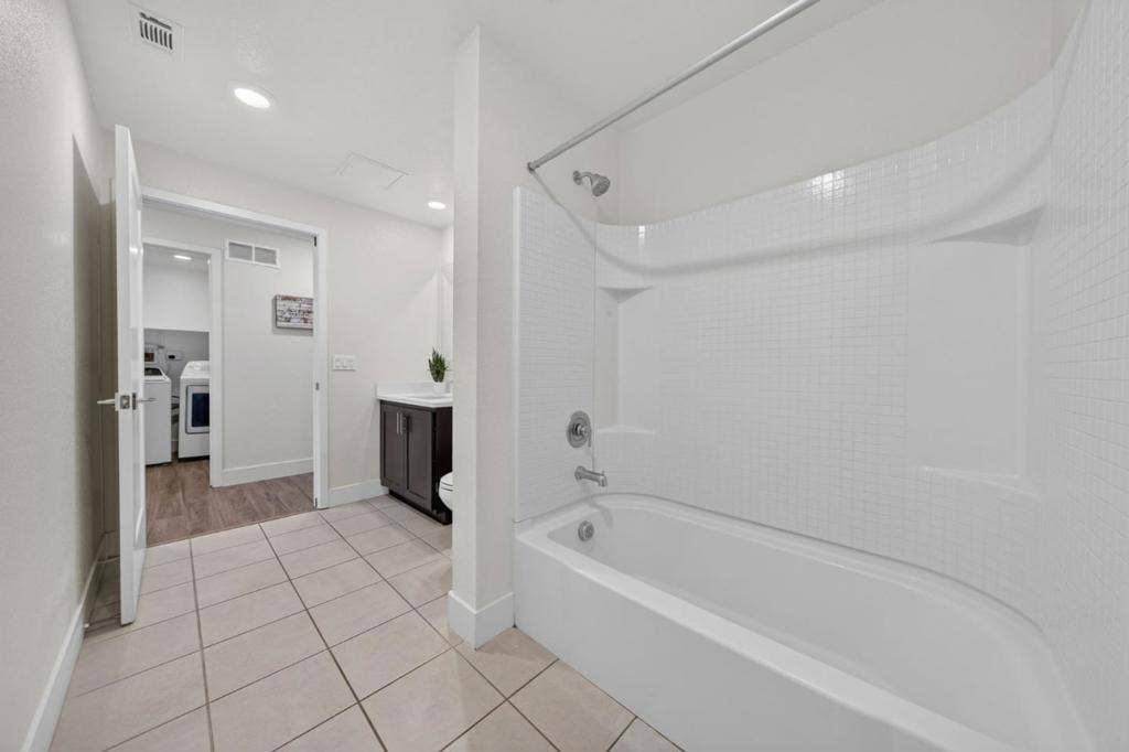 3690 Innovation Way, #303, Fremont, CA 94538 3690 Innovation Way, #303, Fremont, CA 94538