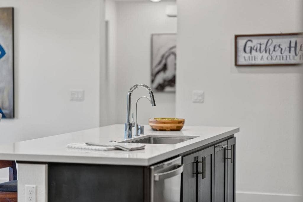 3690 Innovation Way, #303, Fremont, CA 94538 3690 Innovation Way, #303, Fremont, CA 94538
