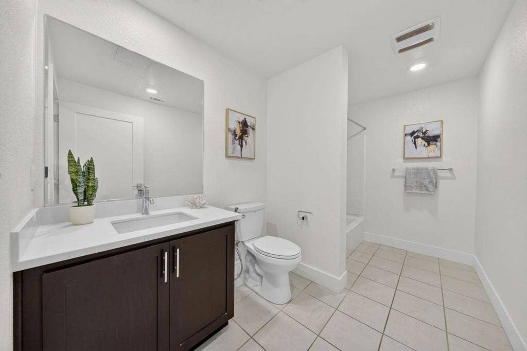3690 Innovation Way, #303, Fremont, CA 94538 3690 Innovation Way, #303, Fremont, CA 94538