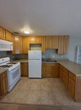 5412 Claremont Avenue, Oakland, CA 94618 5412 Claremont Avenue, Oakland, CA 94618