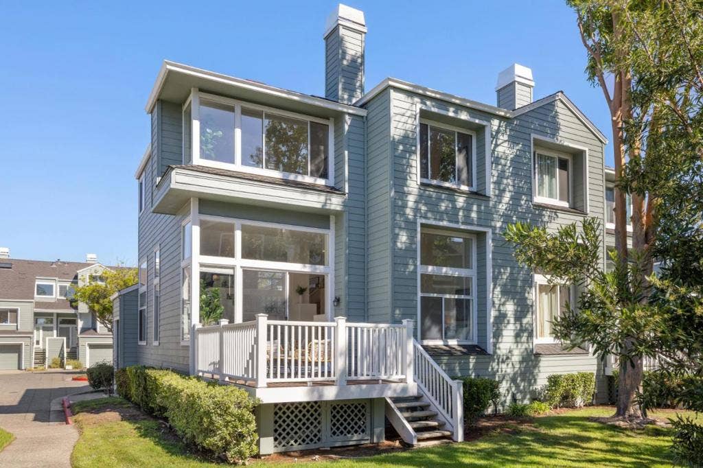 802 Intrepid Lane, Redwood City, CA 94065 802 Intrepid Lane, Redwood City, CA 94065