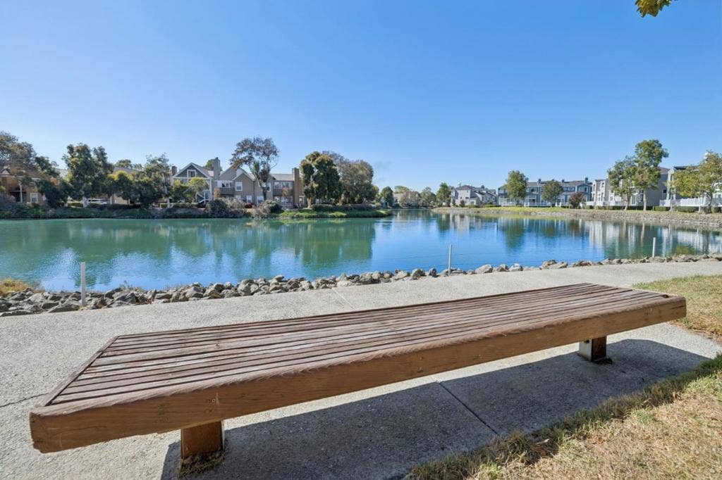 802 Intrepid Lane, Redwood City, CA 94065 802 Intrepid Lane, Redwood City, CA 94065
