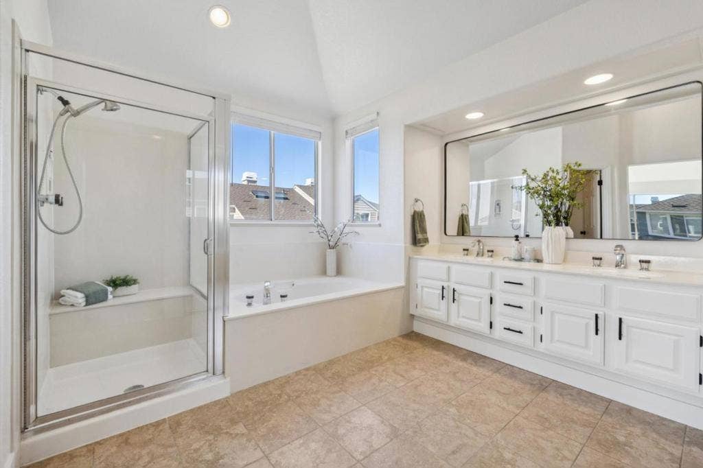 802 Intrepid Lane, Redwood City, CA 94065 802 Intrepid Lane, Redwood City, CA 94065