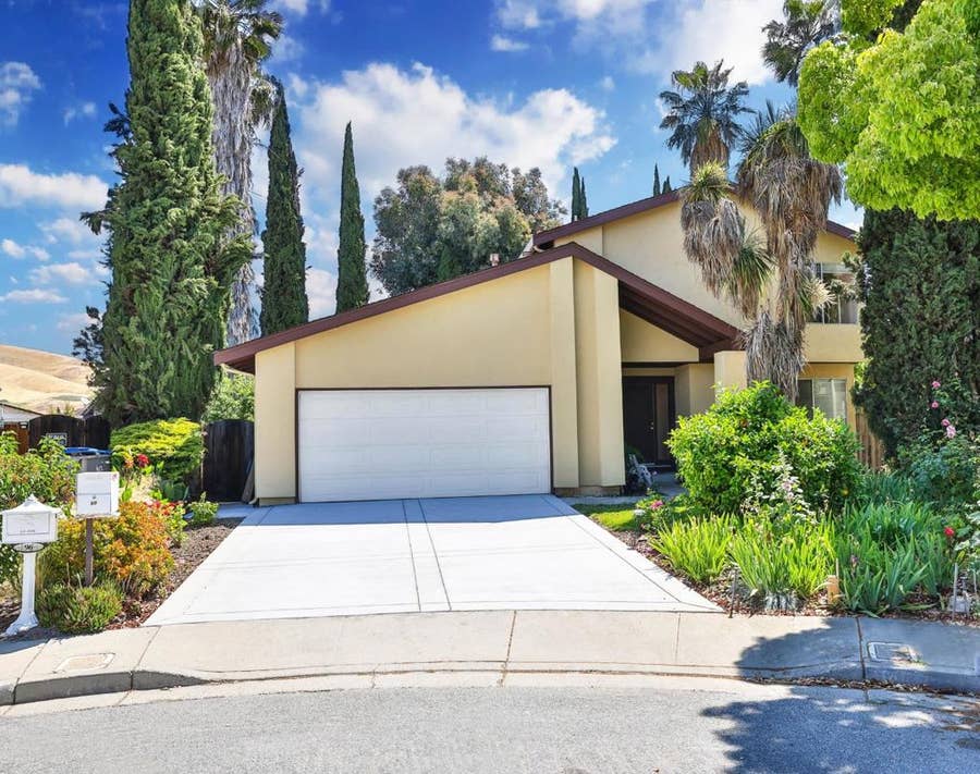 Property photo for 90 Southport, San Jose, CA