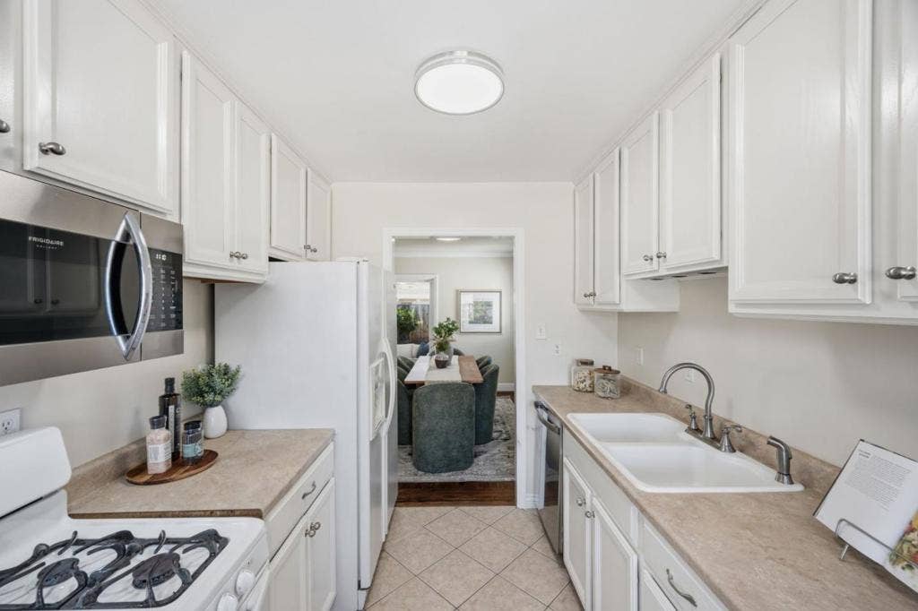 San Jose, CA 95124 San Jose, CA 95124