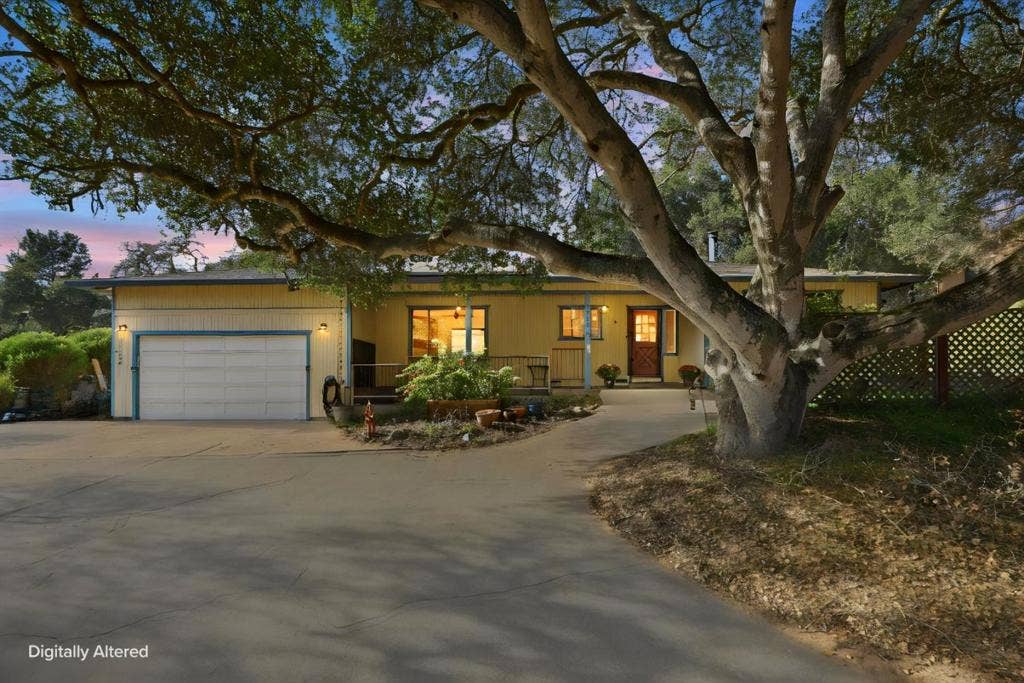 7710 Fallen Leaf Lane, Salinas, CA 93907