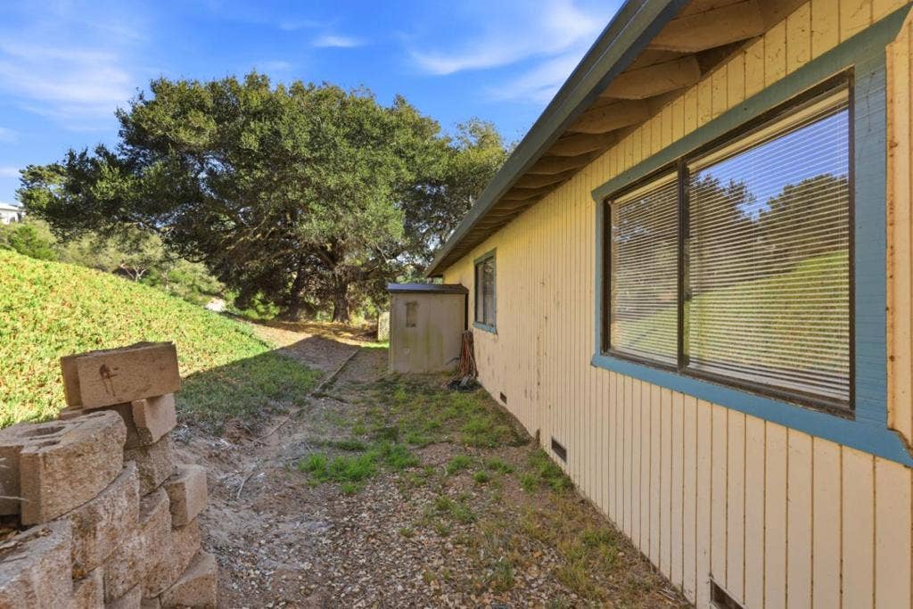 7710 Fallen Leaf Lane, Salinas, CA 93907
