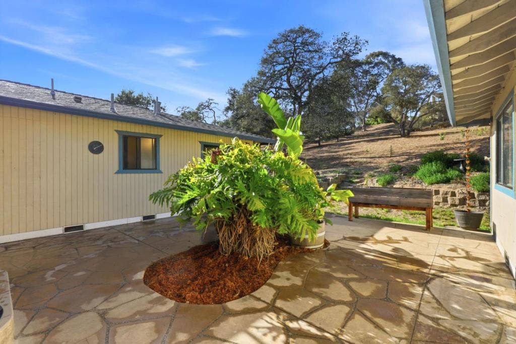 7710 Fallen Leaf Lane, Salinas, CA 93907