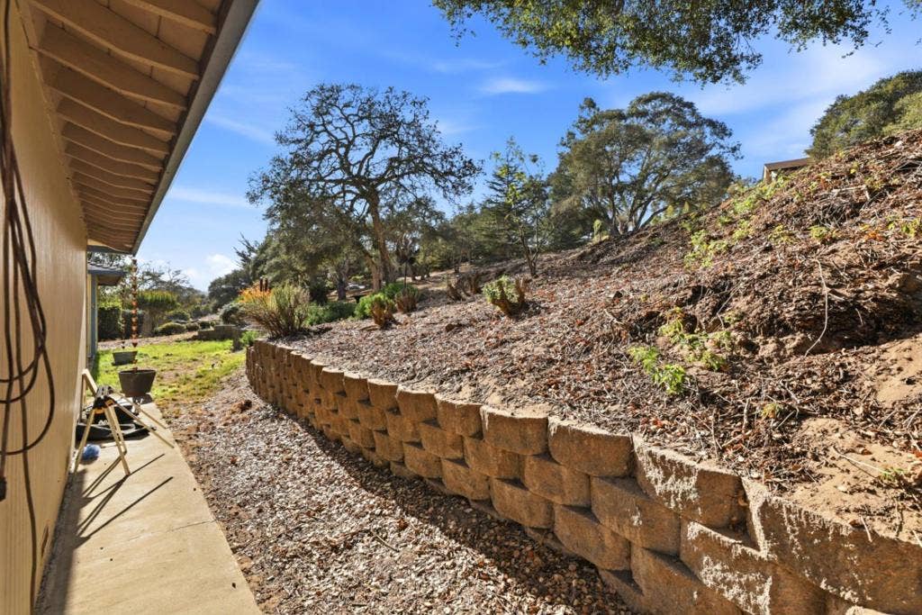 7710 Fallen Leaf Lane, Salinas, CA 93907