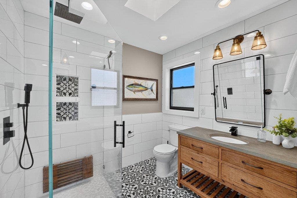 3839 Brommer Street, Santa Cruz, CA 95062