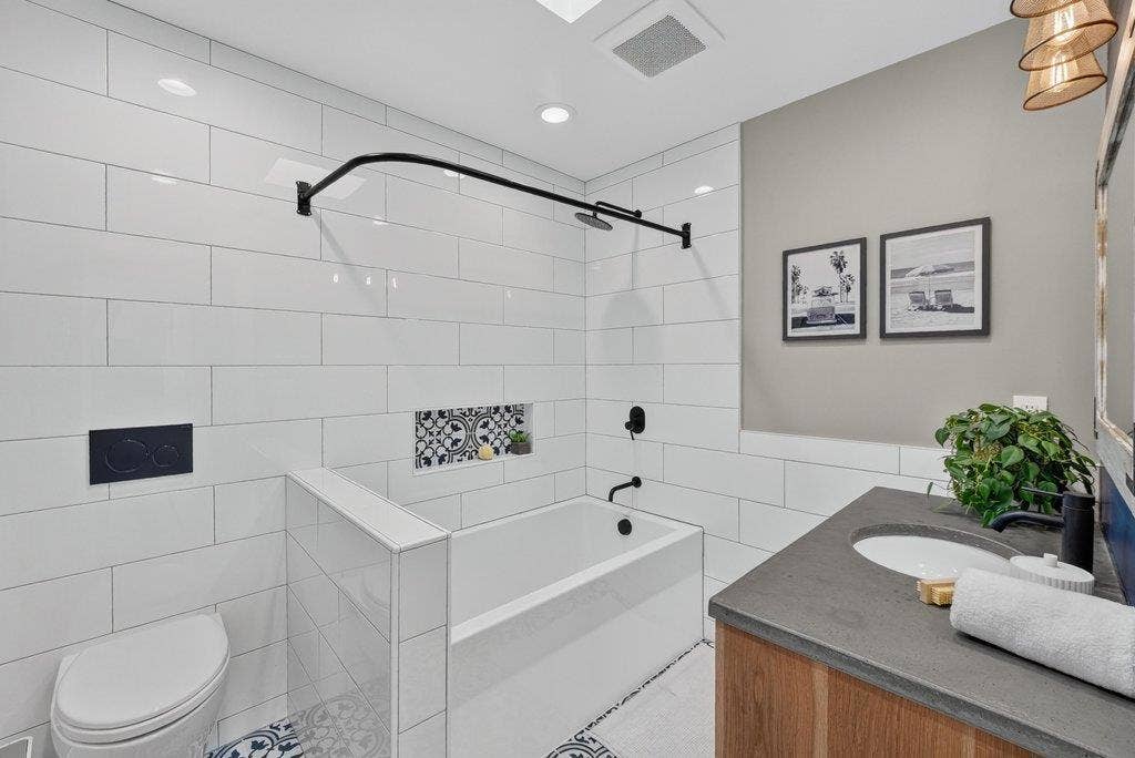 3839 Brommer Street, Santa Cruz, CA 95062