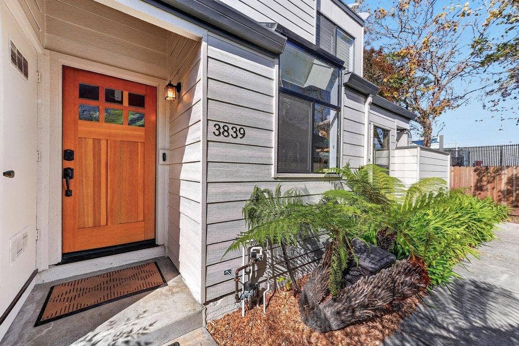 3839 Brommer Street, Santa Cruz, CA 95062