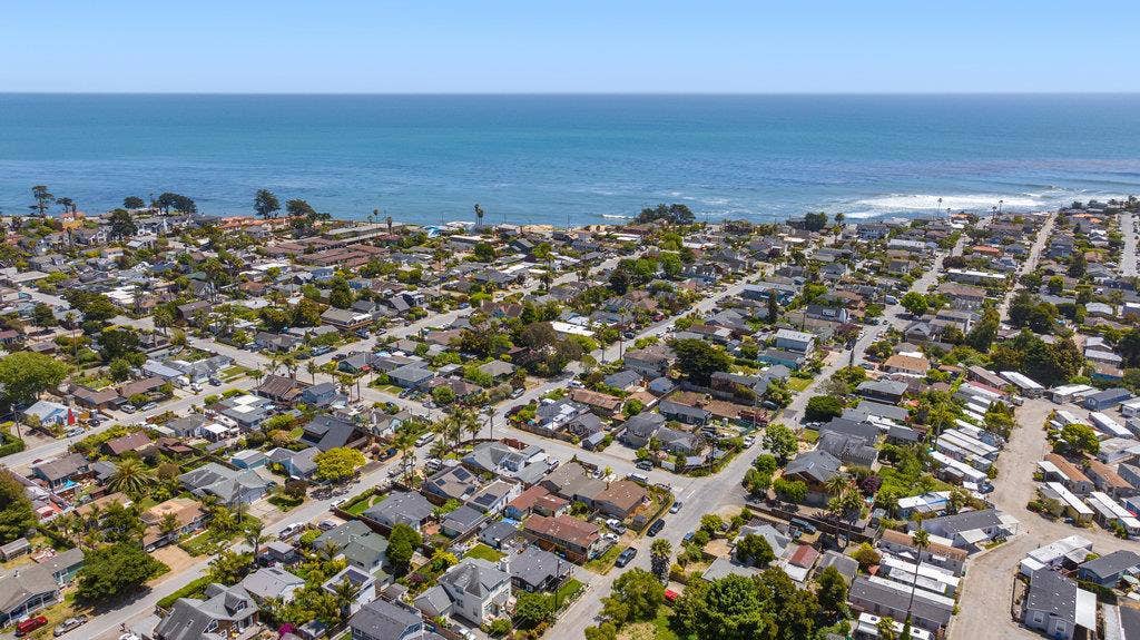3839 Brommer Street, Santa Cruz, CA 95062