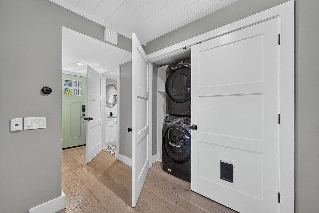 3839 Brommer Street, Santa Cruz, CA 95062