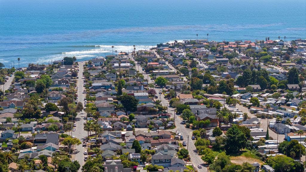 3839 Brommer Street, Santa Cruz, CA 95062
