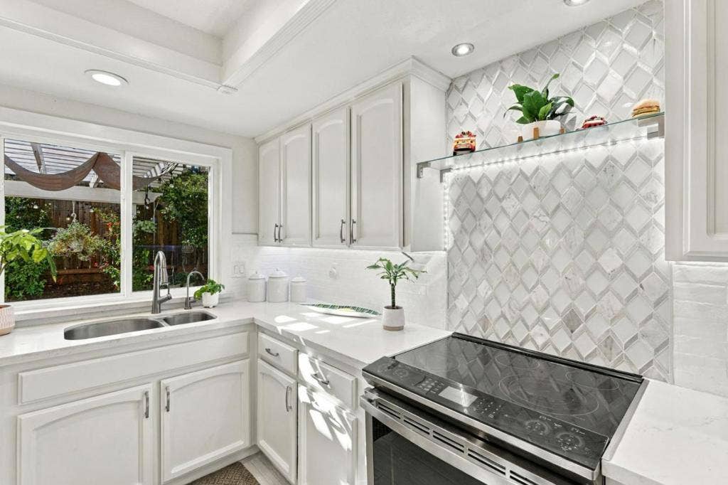 16761 Dry Creek Court, Morgan Hill, CA 95037