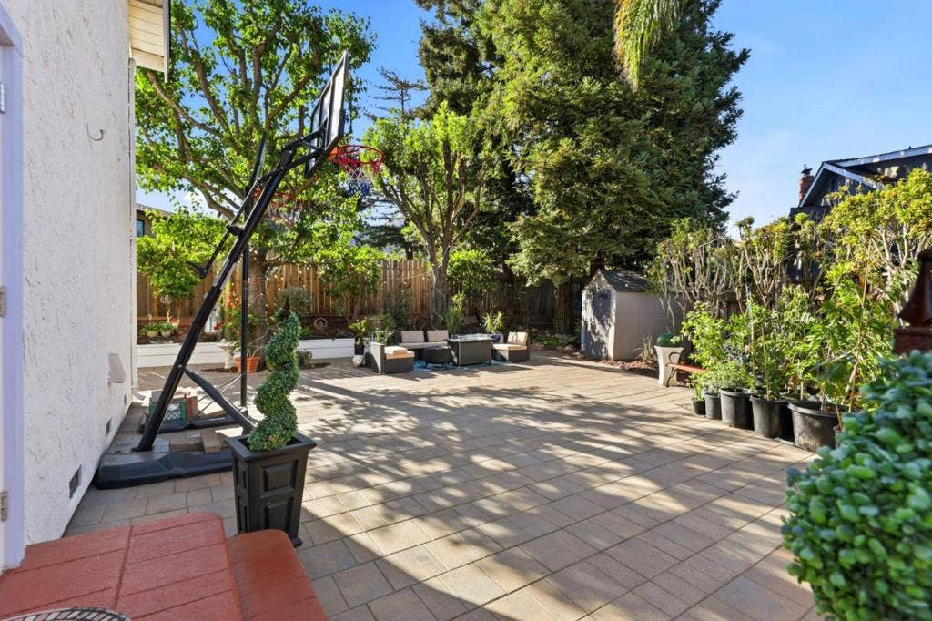 16761 Dry Creek Court, Morgan Hill, CA 95037