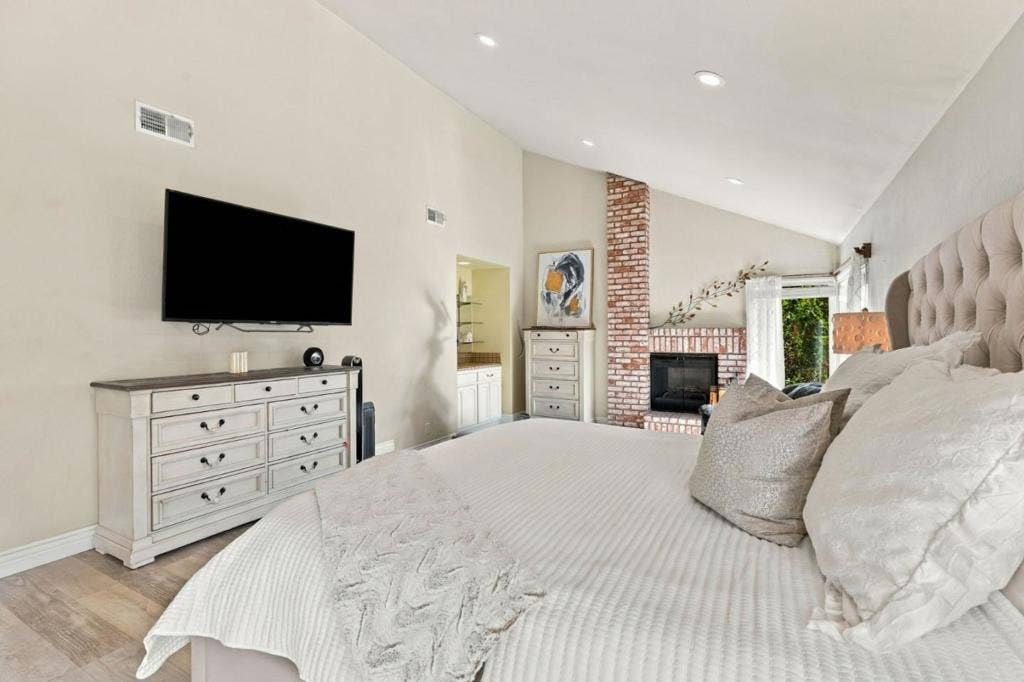 16761 Dry Creek Court, Morgan Hill, CA 95037