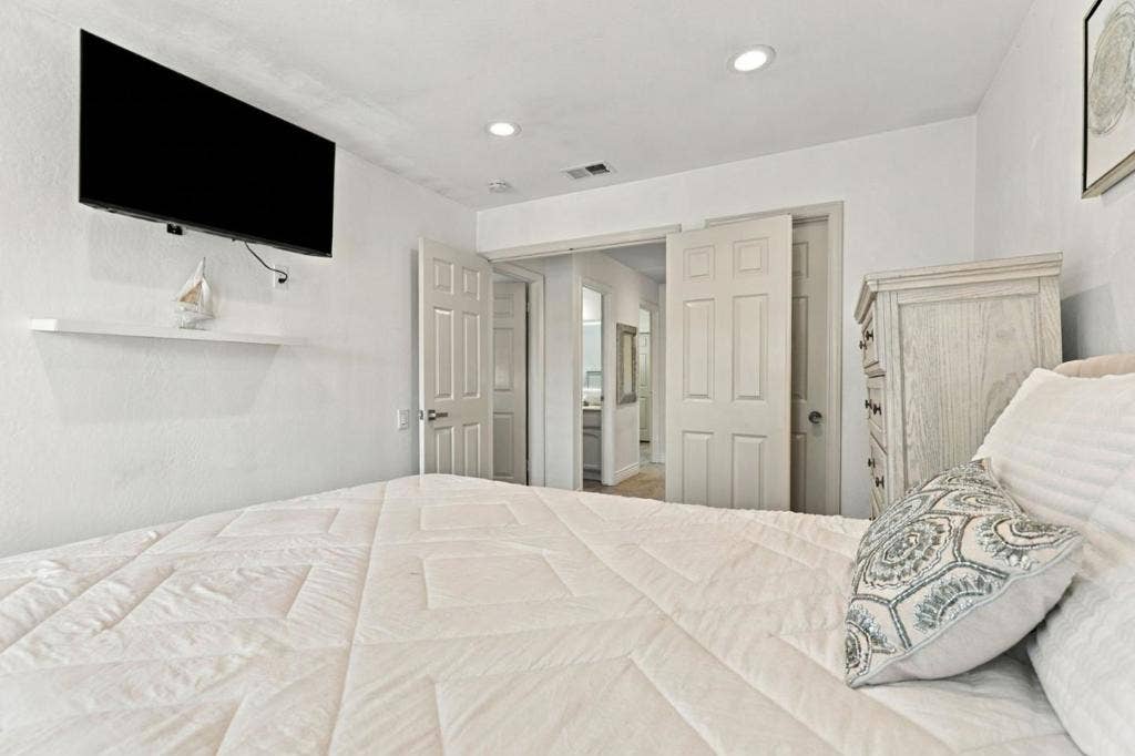 16761 Dry Creek Court, Morgan Hill, CA 95037