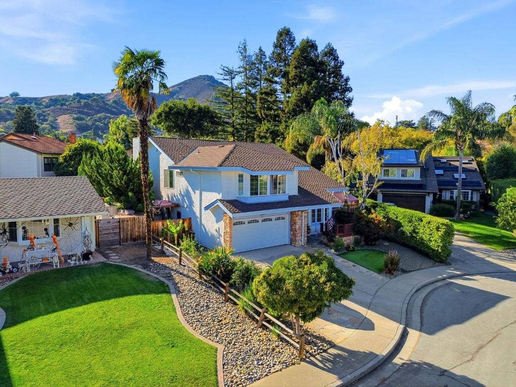 16761 Dry Creek Court, Morgan Hill, CA 95037