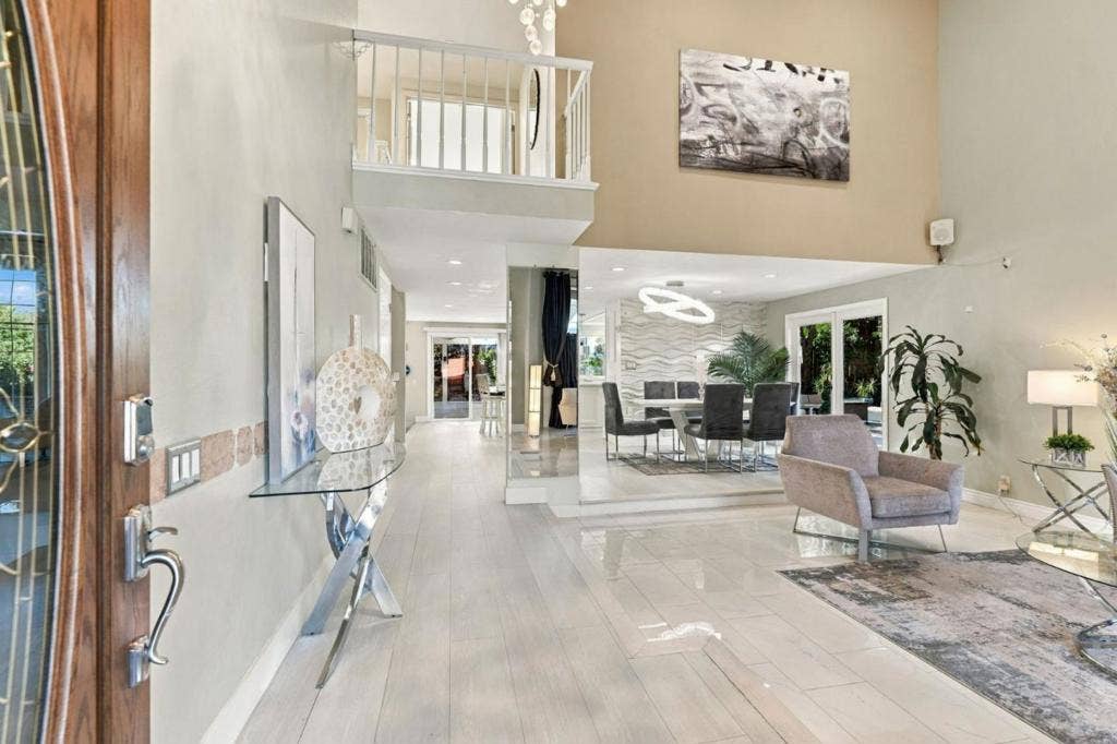 16761 Dry Creek Court, Morgan Hill, CA 95037