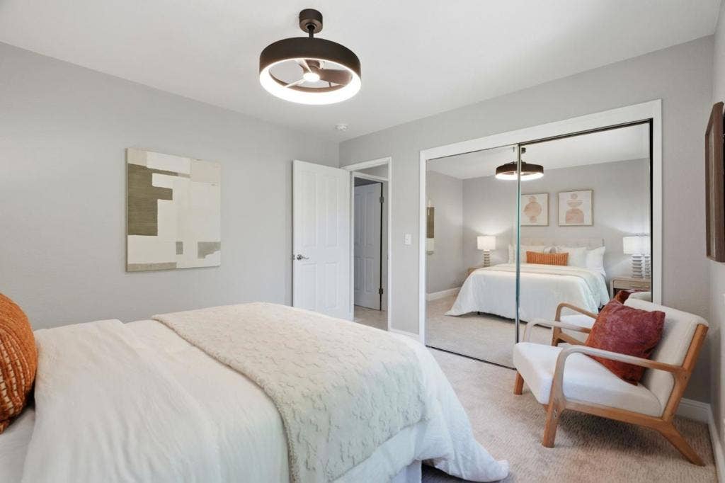 264 N Whisman Road, #13, Mountain View, CA 94043 264 N Whisman Road, #13, Mountain View, CA 94043