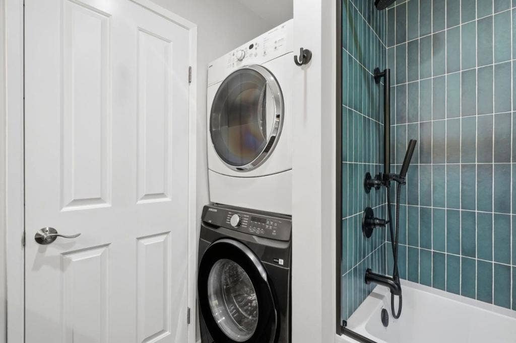 264 N Whisman Road, #13, Mountain View, CA 94043 264 N Whisman Road, #13, Mountain View, CA 94043