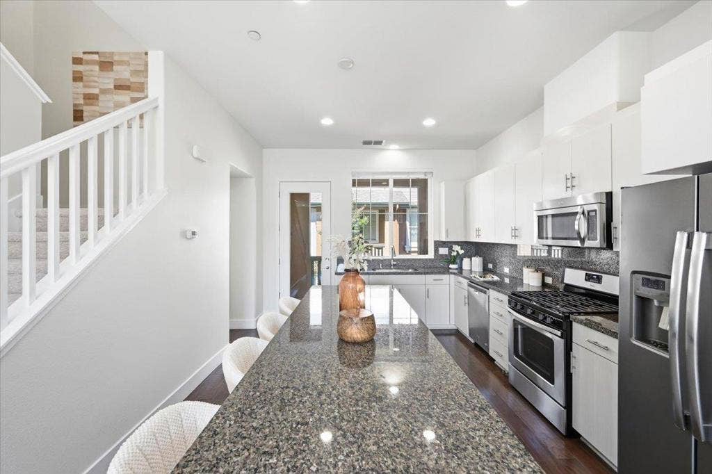 37818 Taro Terrace, Newark, CA 94560