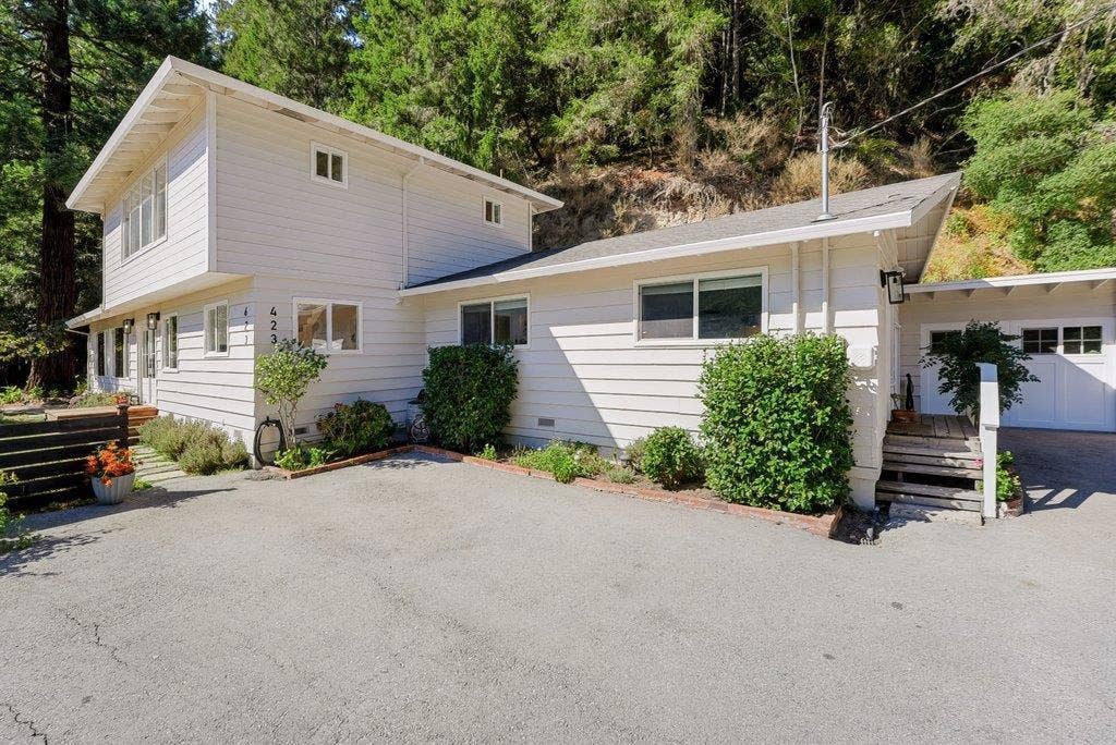 423 Nelson Road, Scotts Valley, CA 95066