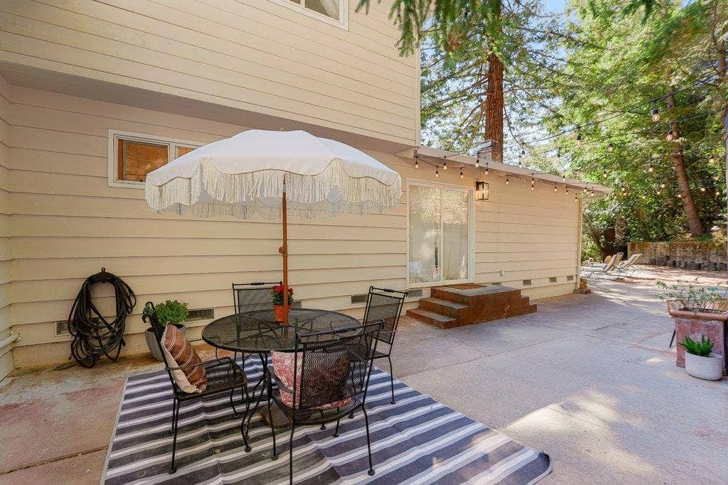 423 Nelson Road, Scotts Valley, CA 95066