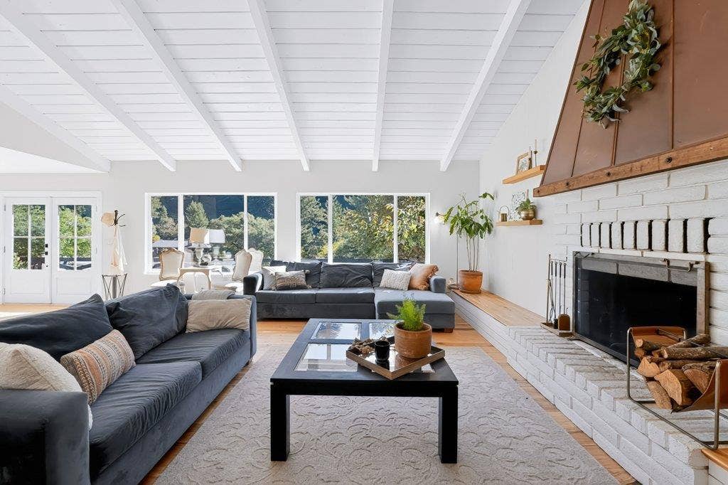 423 Nelson Road, Scotts Valley, CA 95066