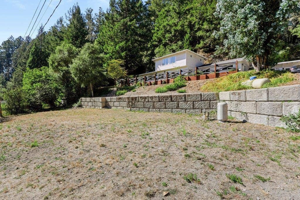 423 Nelson Road, Scotts Valley, CA 95066