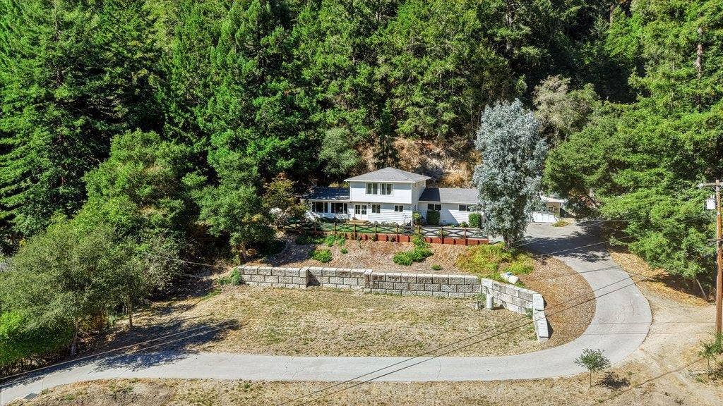 423 Nelson Road, Scotts Valley, CA 95066