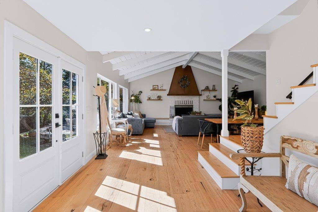 423 Nelson Road, Scotts Valley, CA 95066