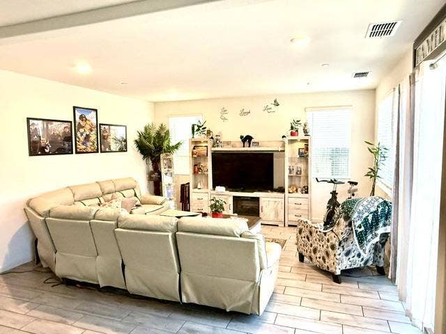 531 Gabriele Court, Hollister, CA 95023 531 Gabriele Court, Hollister, CA 95023