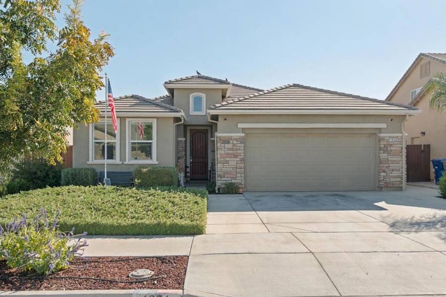 Property photo for 1874 Summit Drive, Los Banos, CA