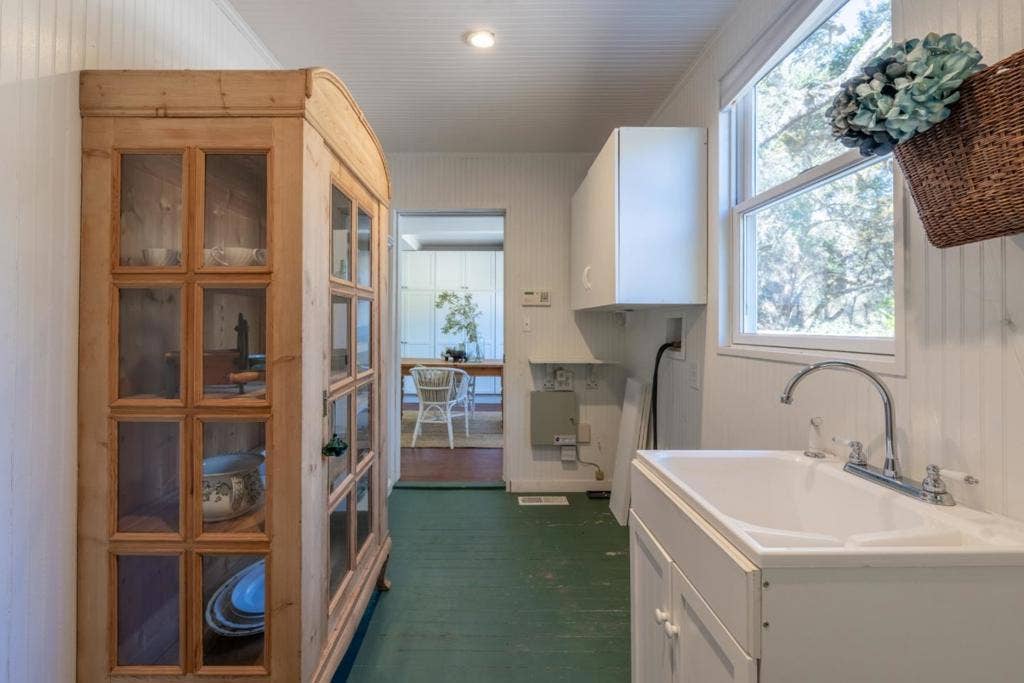 38652 Tassajara Road, Carmel Valley, CA 93924 38652 Tassajara Road, Carmel Valley, CA 93924