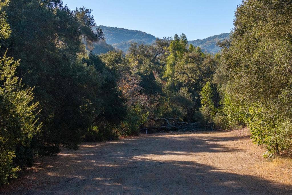 38652 Tassajara Road, Carmel Valley, CA 93924 38652 Tassajara Road, Carmel Valley, CA 93924