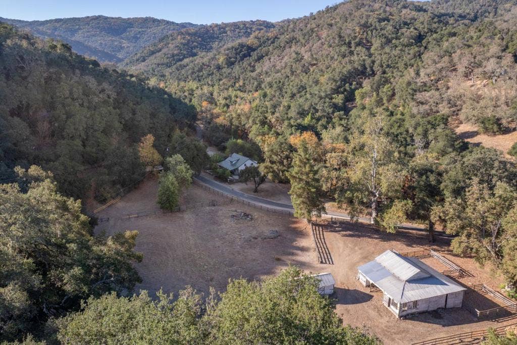 38652 Tassajara Road, Carmel Valley, CA 93924 38652 Tassajara Road, Carmel Valley, CA 93924
