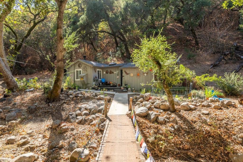 38652 Tassajara Road, Carmel Valley, CA 93924 38652 Tassajara Road, Carmel Valley, CA 93924
