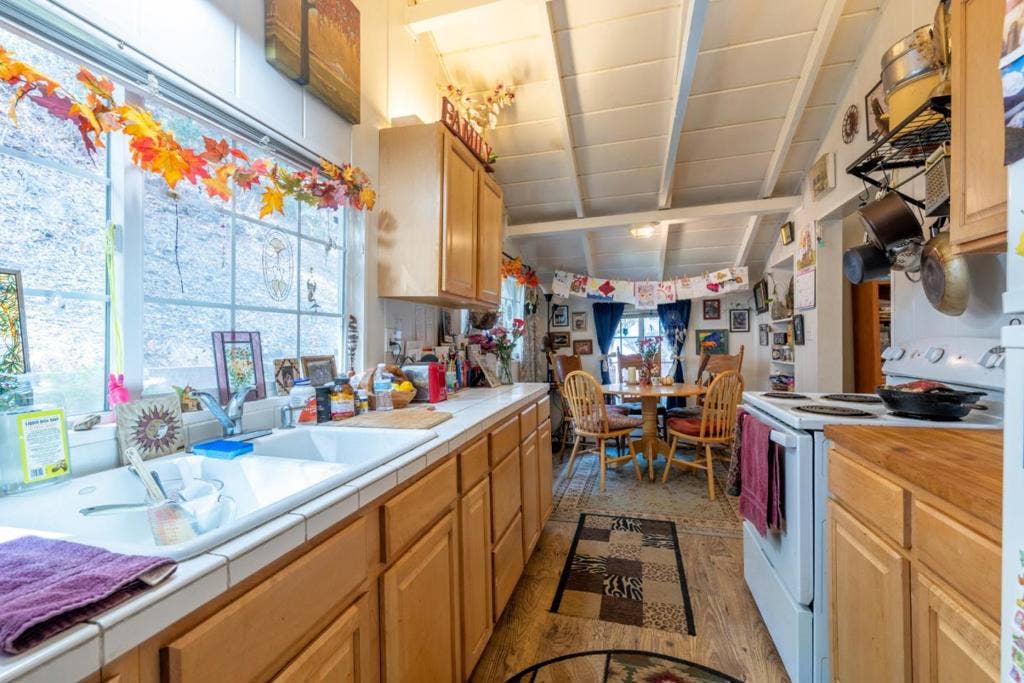 38652 Tassajara Road, Carmel Valley, CA 93924 38652 Tassajara Road, Carmel Valley, CA 93924