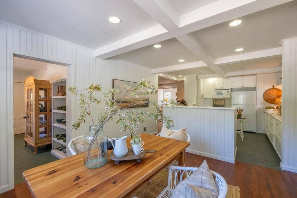 38652 Tassajara Road, Carmel Valley, CA 93924 38652 Tassajara Road, Carmel Valley, CA 93924