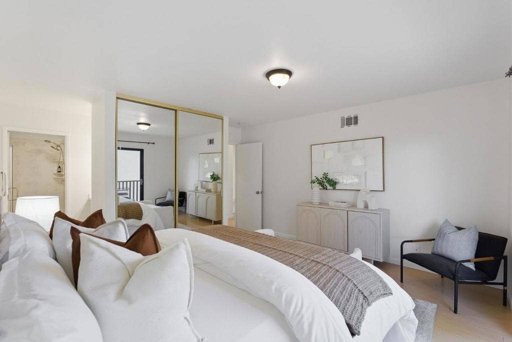 20012 Northcrest Square, Cupertino, CA 95014