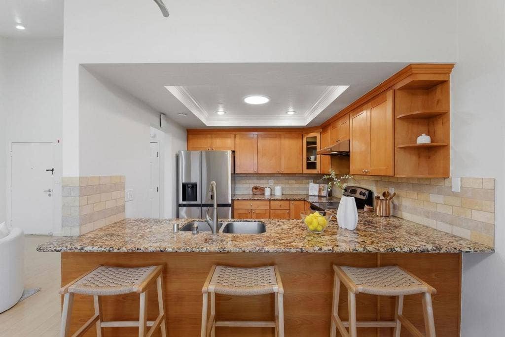 20012 Northcrest Square, Cupertino, CA 95014