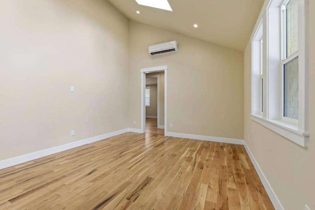 134 Donohoe Street, East Palo Alto, CA 94303 134 Donohoe Street, East Palo Alto, CA 94303