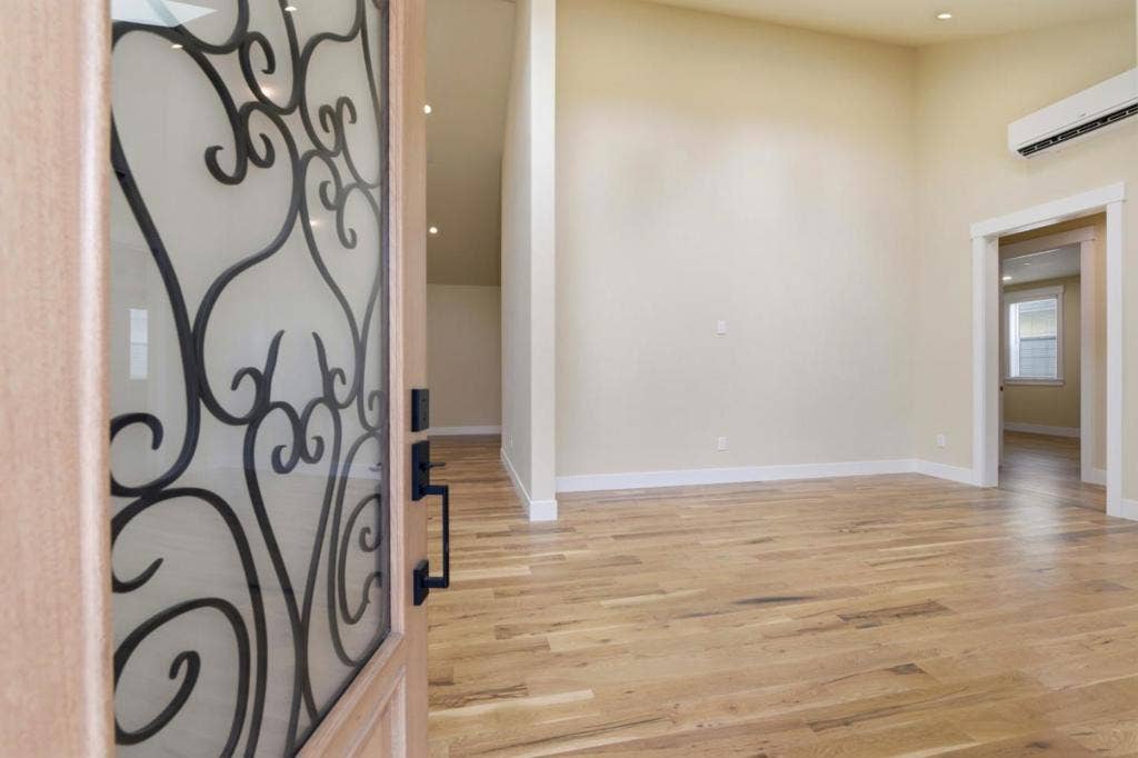 134 Donohoe Street, East Palo Alto, CA 94303 134 Donohoe Street, East Palo Alto, CA 94303